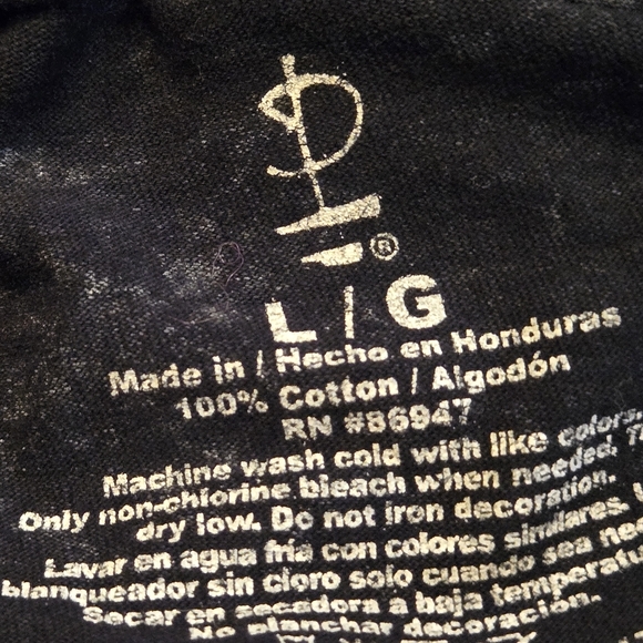 Pink Floyd t shirr in a mens size large red, orange, yellow green main color is - Picture 6 of 6